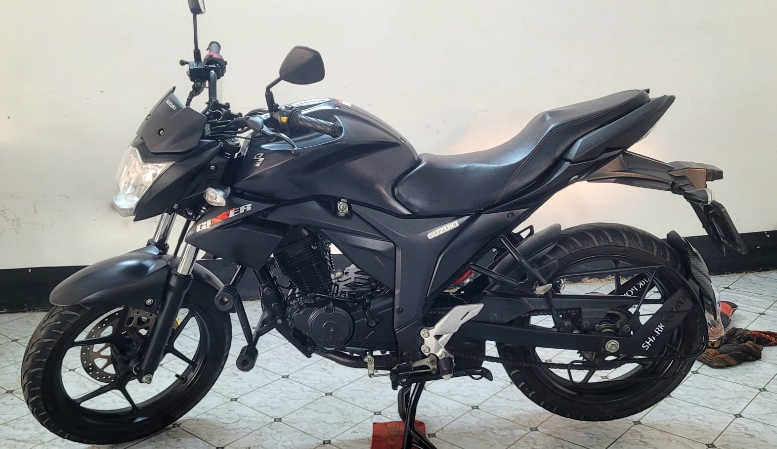 SUZUKI SUZUKI GIXXER MONOTONE SD